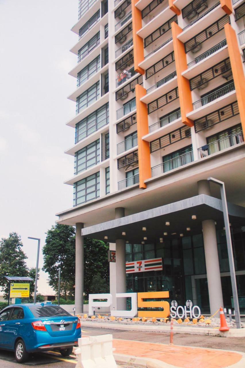 Pj5 Soho By Wsy Apartment Petaling Jaya Bagian luar foto